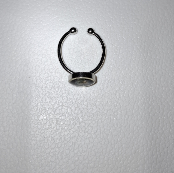 Real Flower Resin Adjustable Size Ring - Picture 4 of 5